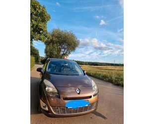 Renault Grand Scenic Gebrauchtwagen
