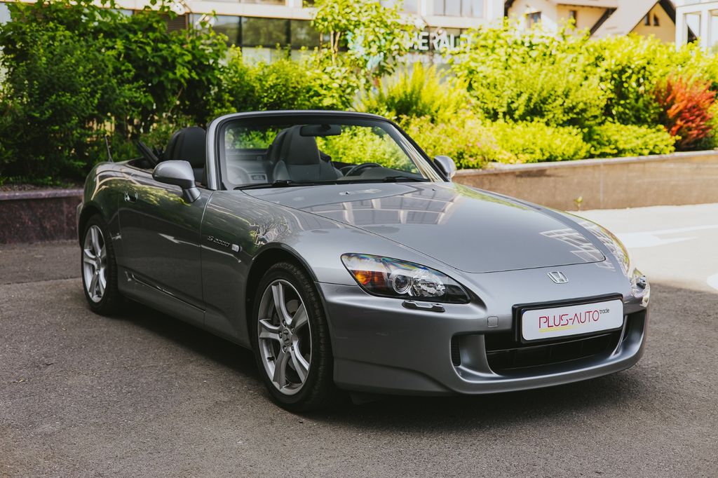 S2000