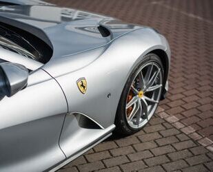 Ferrari 812 Gebrauchtwagen