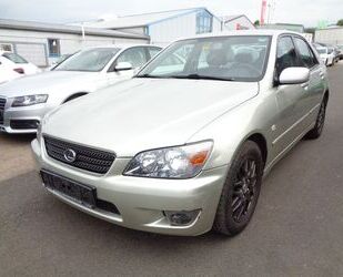 Lexus IS 200 Gebrauchtwagen