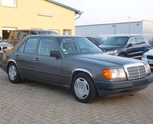 Mercedes-Benz 260 Gebrauchtwagen