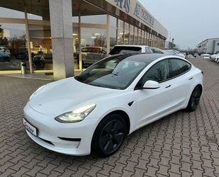 Tesla Model 3 Gebrauchtwagen