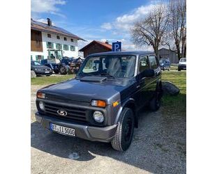 Lada Niva Gebrauchtwagen