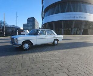 Mercedes-Benz 220 Gebrauchtwagen