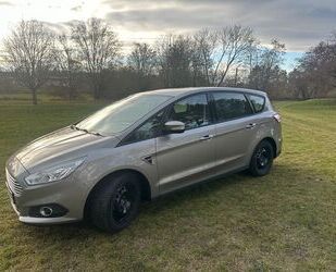 Ford S-Max Gebrauchtwagen