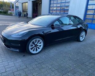 Tesla Model 3 Gebrauchtwagen
