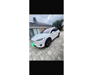 Tesla Model X Gebrauchtwagen