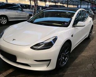 Tesla Model 3 Gebrauchtwagen