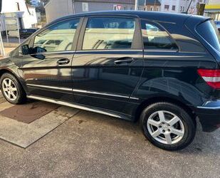 Mercedes-Benz B 180 Gebrauchtwagen