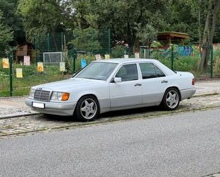 Mercedes-Benz 300 
