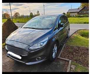 Ford S-Max Gebrauchtwagen