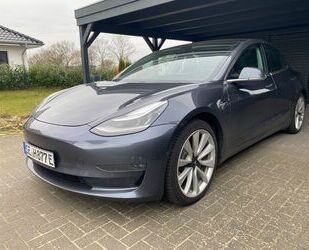 Tesla Model 3 Gebrauchtwagen