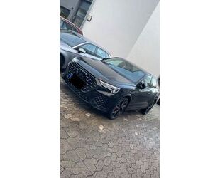 Audi RSQ3 Gebrauchtwagen