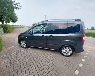 Ford Tourneo Courier Gebrauchtwagen