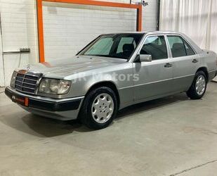 Mercedes-Benz 220 Gebrauchtwagen