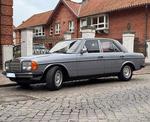 Mercedes-Benz 230 Gebrauchtwagen
