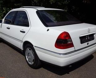 Mercedes-Benz C 180 Gebrauchtwagen