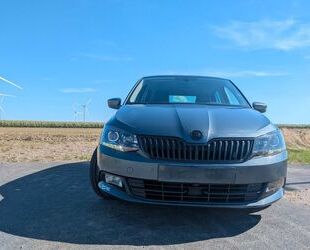 Mercedes-Benz Fabia 