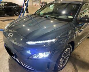 Hyundai Hyundai Kona ELEKTRO 100kW - Trend MY23, LED, 11kW Gebrauchtwagen