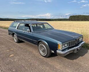 Oldsmobile Custom Cruiser Gebrauchtwagen
