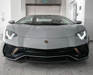 Lamborghini Aventador Gebrauchtwagen
