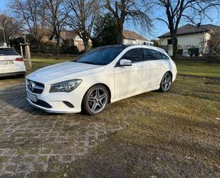 Mercedes-Benz CLA 220 Shooting Brake Gebrauchtwagen