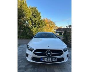 Mercedes-Benz 220 Gebrauchtwagen
