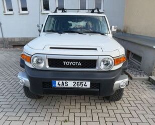Toyota FJ 