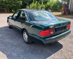 Mercedes-Benz E 240 Gebrauchtwagen
