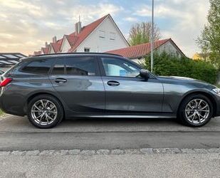 BMW BMW 330 E Hybr. Plug-in Touring Advantage Sportpak Gebrauchtwagen
