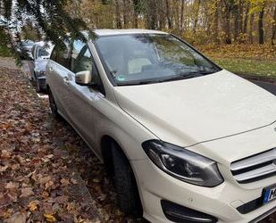 Mercedes-Benz B 180 Gebrauchtwagen