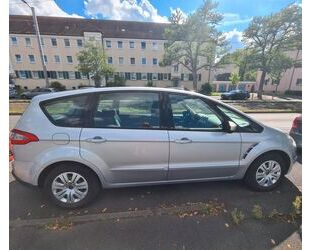 Ford S-Max Gebrauchtwagen
