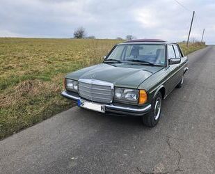 Mercedes-Benz 230 Gebrauchtwagen