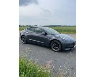 Tesla Model 3 Gebrauchtwagen