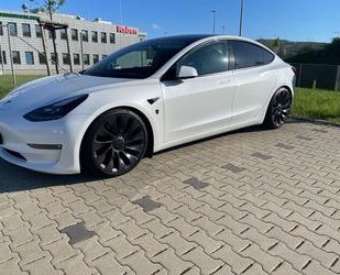 Tesla Model 3 Gebrauchtwagen