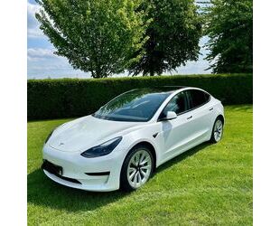 Tesla Model 3 Gebrauchtwagen