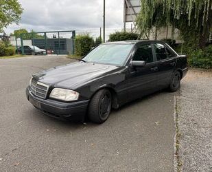 Mercedes-Benz C 180 Gebrauchtwagen