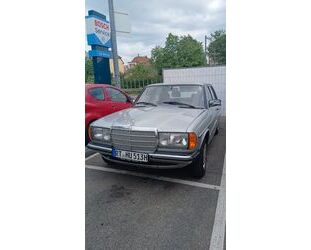 Mercedes-Benz E 200 Gebrauchtwagen