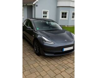 Tesla Model 3 Gebrauchtwagen