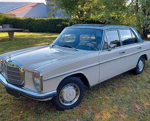 Mercedes-Benz 230 Gebrauchtwagen