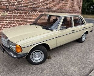 Mercedes-Benz 240 Gebrauchtwagen