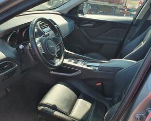 Jaguar F-Pace Gebrauchtwagen
