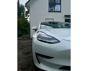 Tesla Model 3 Gebrauchtwagen