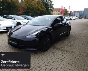 Mercedes-Benz Model 3 