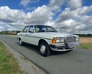 Mercedes-Benz 240 Gebrauchtwagen