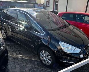 Ford S-Max Gebrauchtwagen