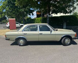 Mercedes-Benz 230 Gebrauchtwagen