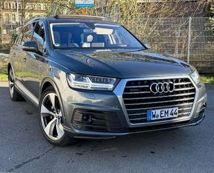 Land Rover Q7 