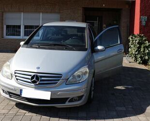 Mercedes-Benz B 180 Gebrauchtwagen