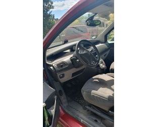 Citroen C8 